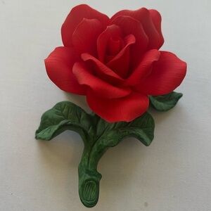 Vintage 1980 Mr Lincoln Porcelain Red Rose Flower Figurine Statue Sculpture
